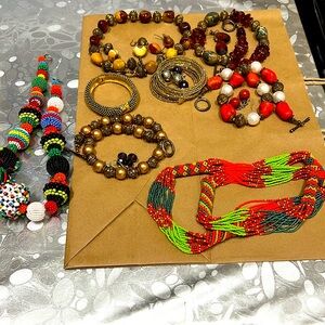 JEWELRY - MISCELLANEOUS COSTUME
